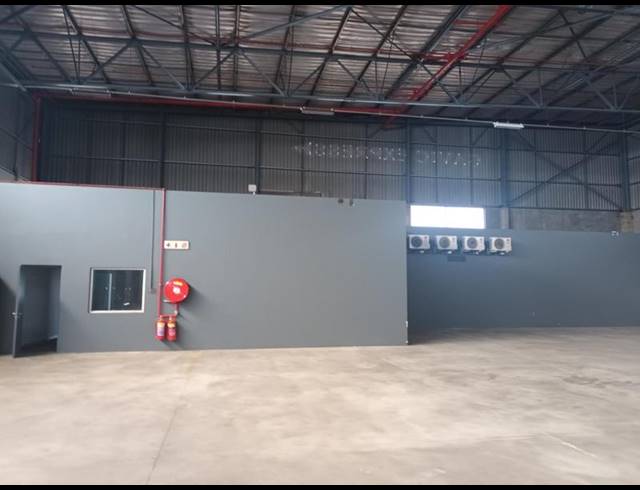 INDUSTRIAL PROPERTY TO RENT IN GLEN MARAIS